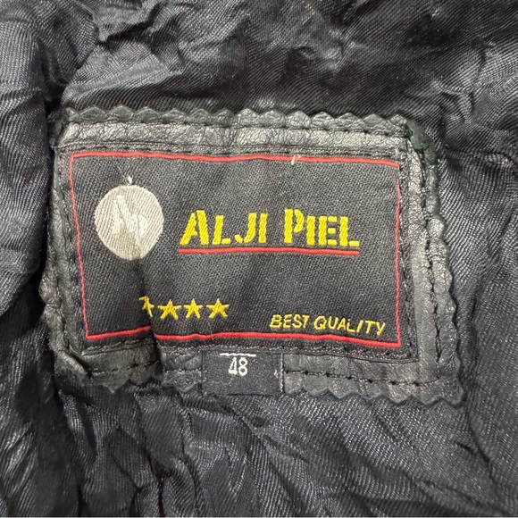 Alji piel Women's Black Leather Button-Front Jacket with Cream Contrast Collar - Picture 5 of 11